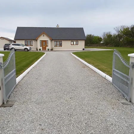 Beachmount House Отель типа 